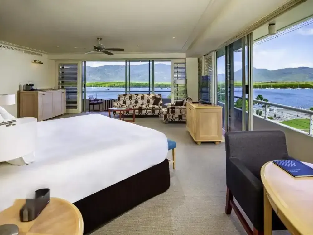 Cairns marina dining guide